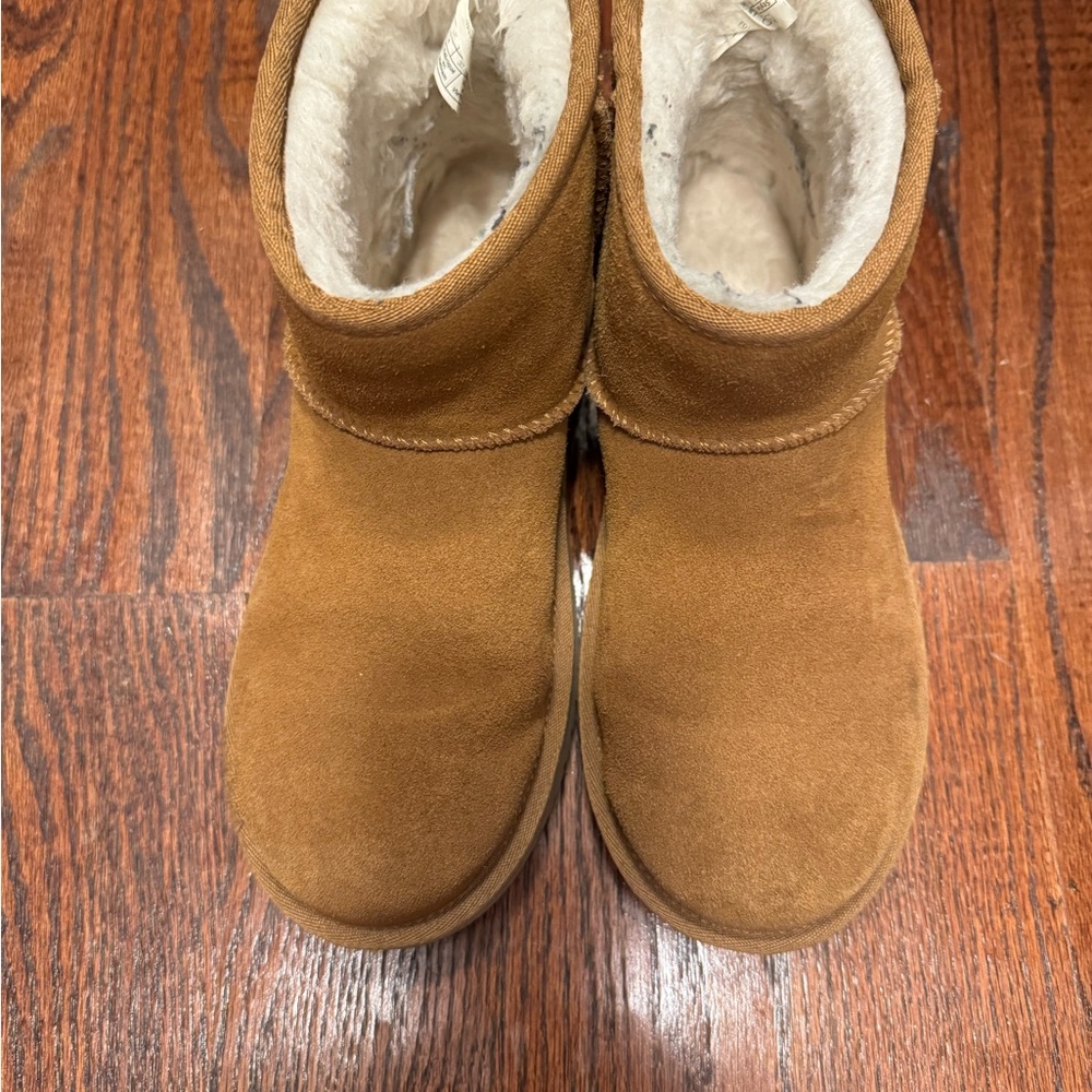 Ugg ultra mini